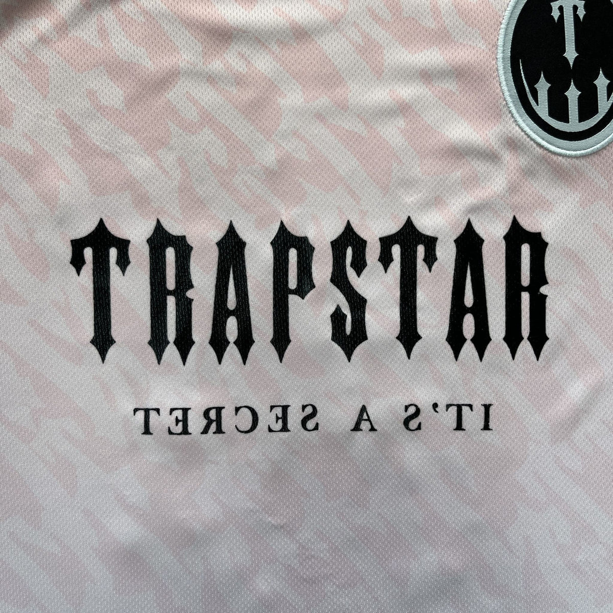 T-SHIRT-TRPST