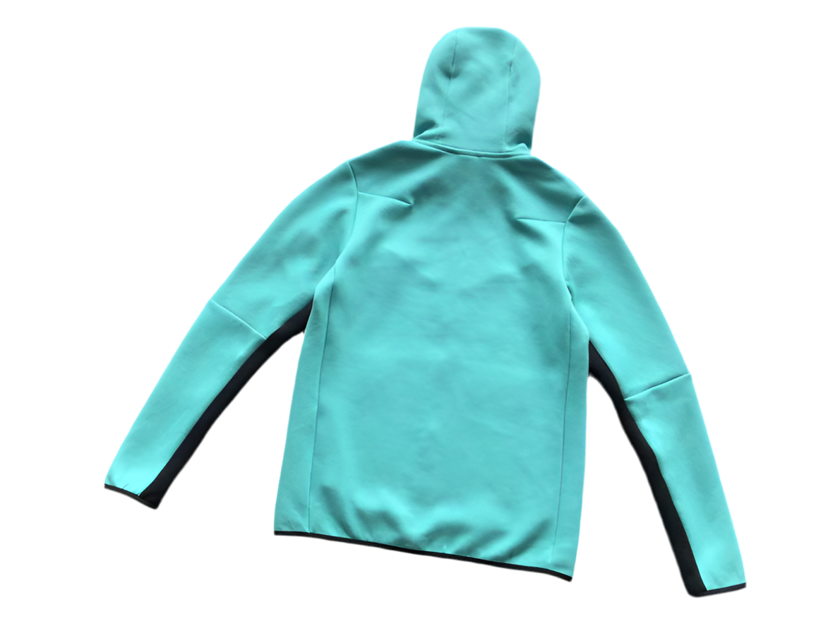 TECH FLEECE