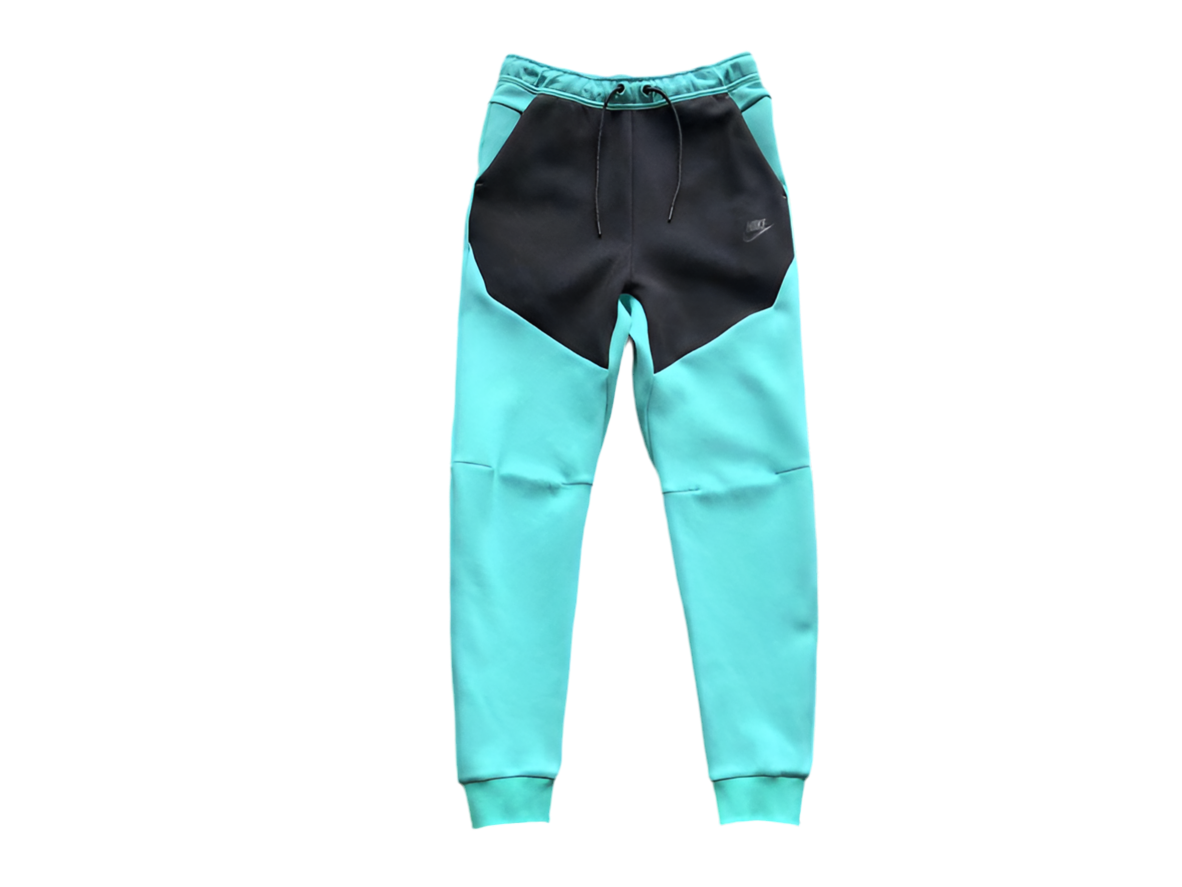TECH FLEECE