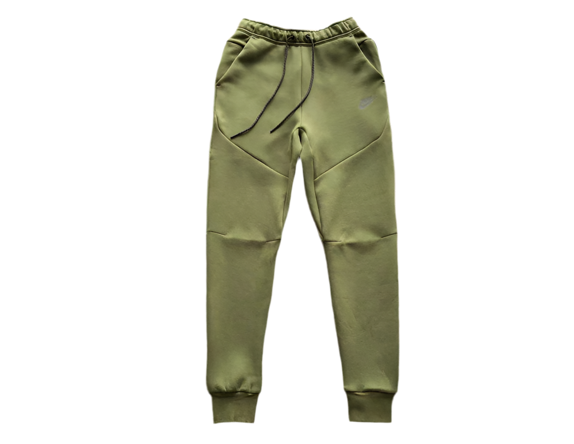 TECH FLEECE