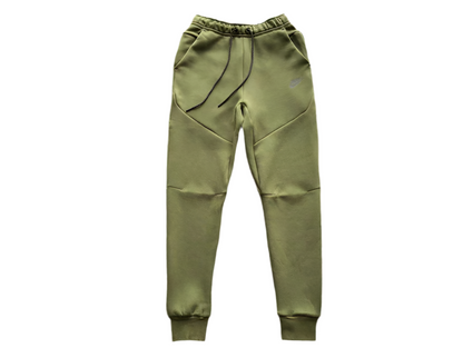 TECH FLEECE