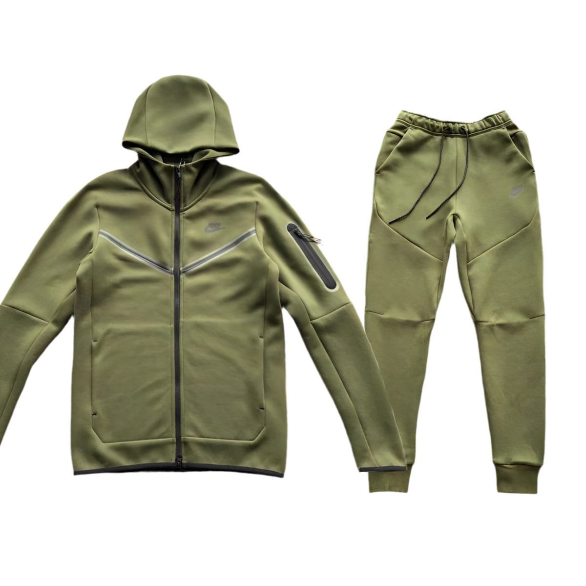 TECH FLEECE